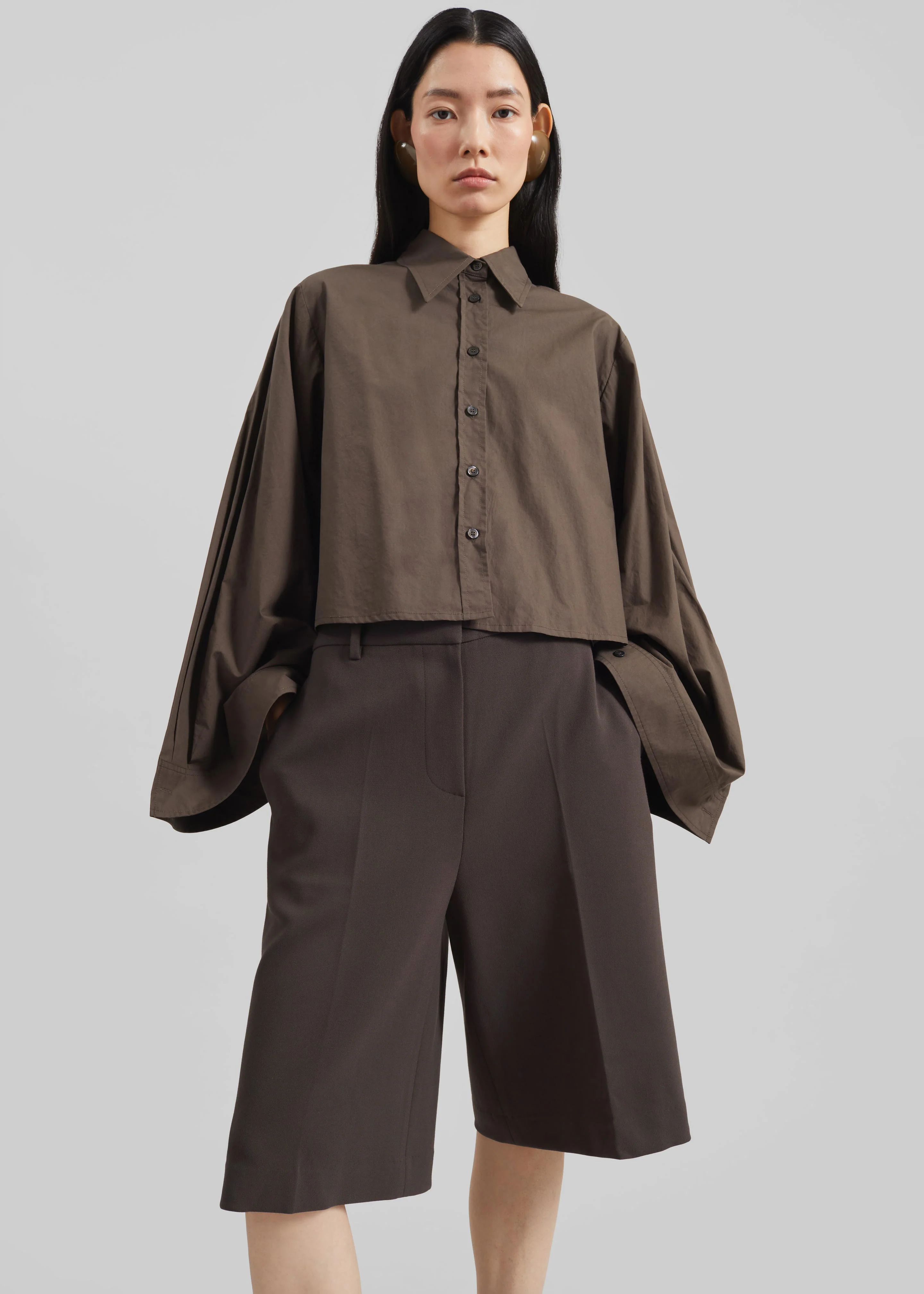 Alvesta Bermuda Shorts - Brown - Image 3