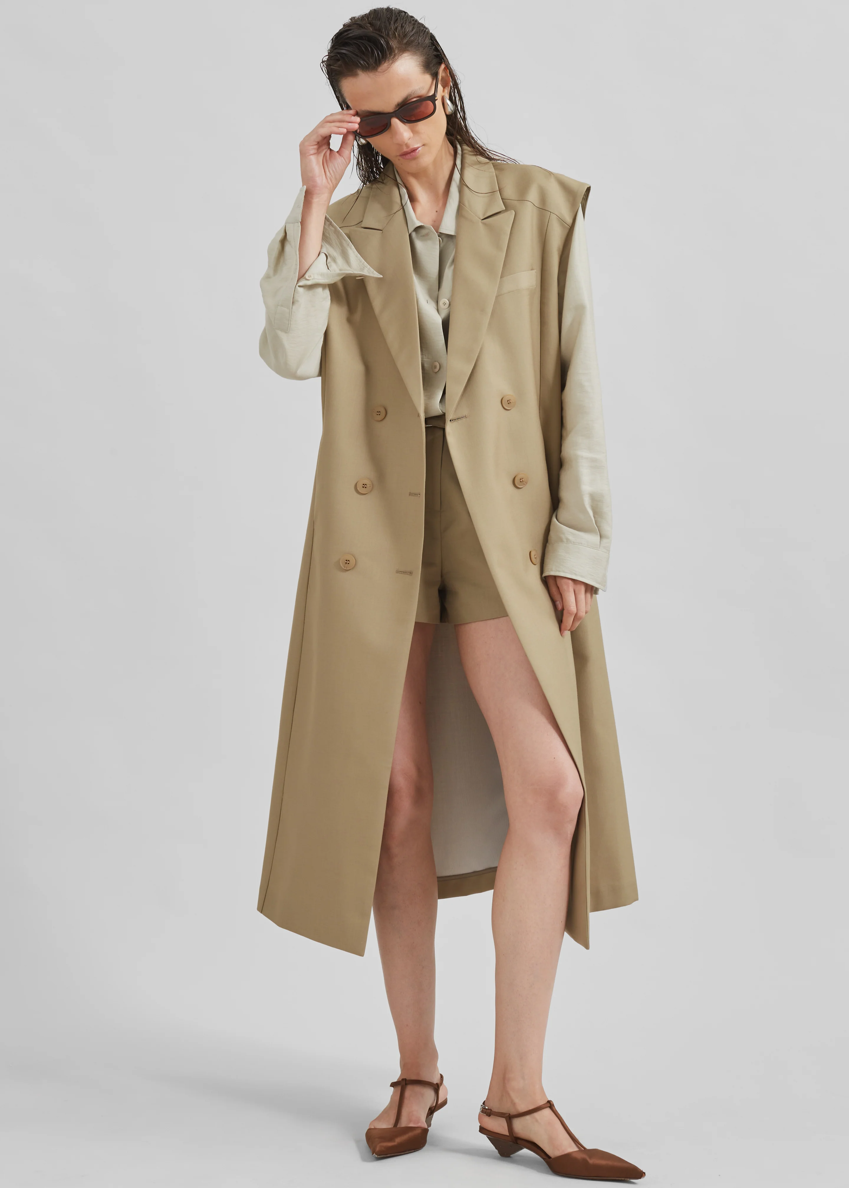 Alynn Mini Shorts - Khaki - Image 6