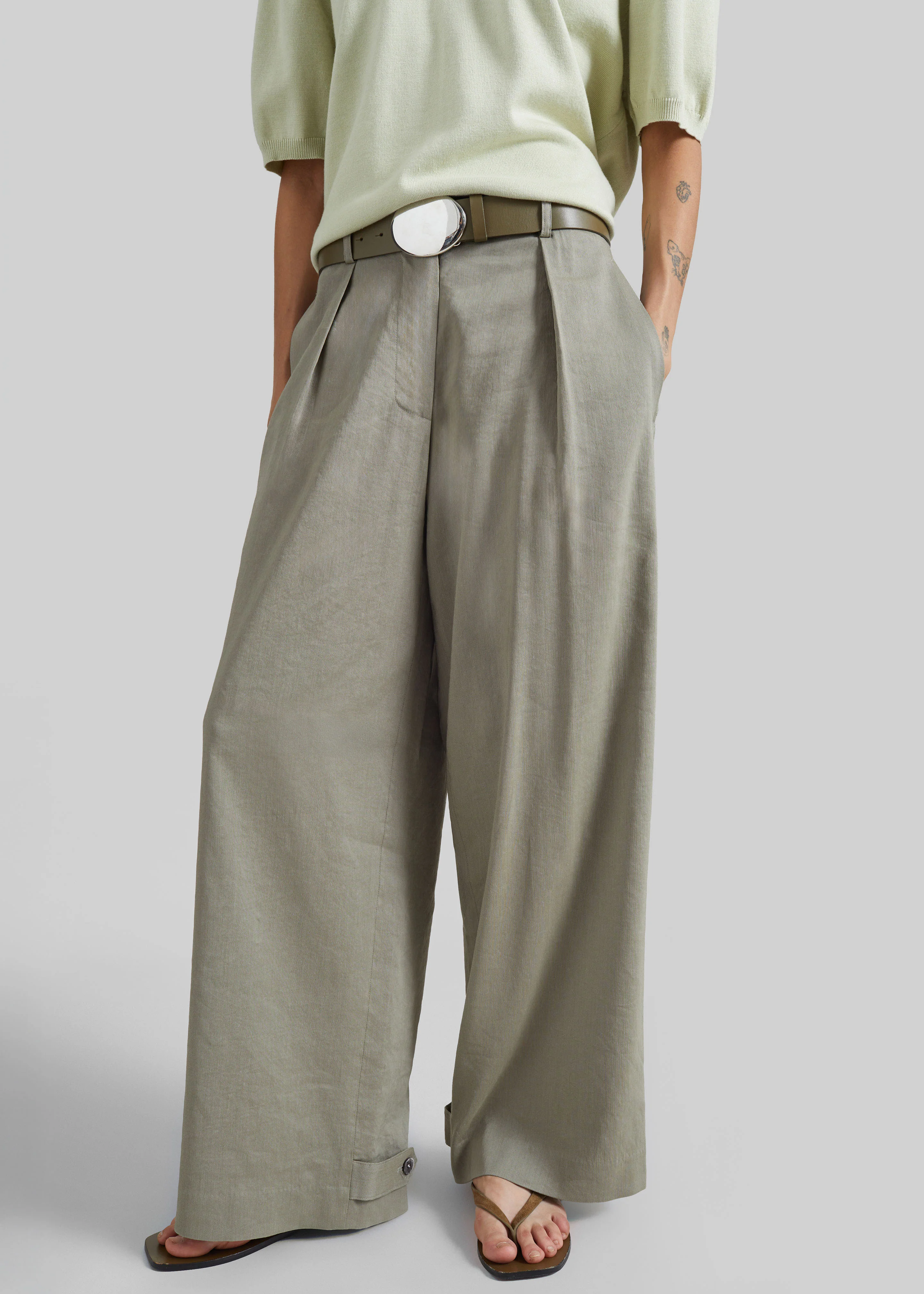 Auray Pleated Trousers - Olive - Image 8