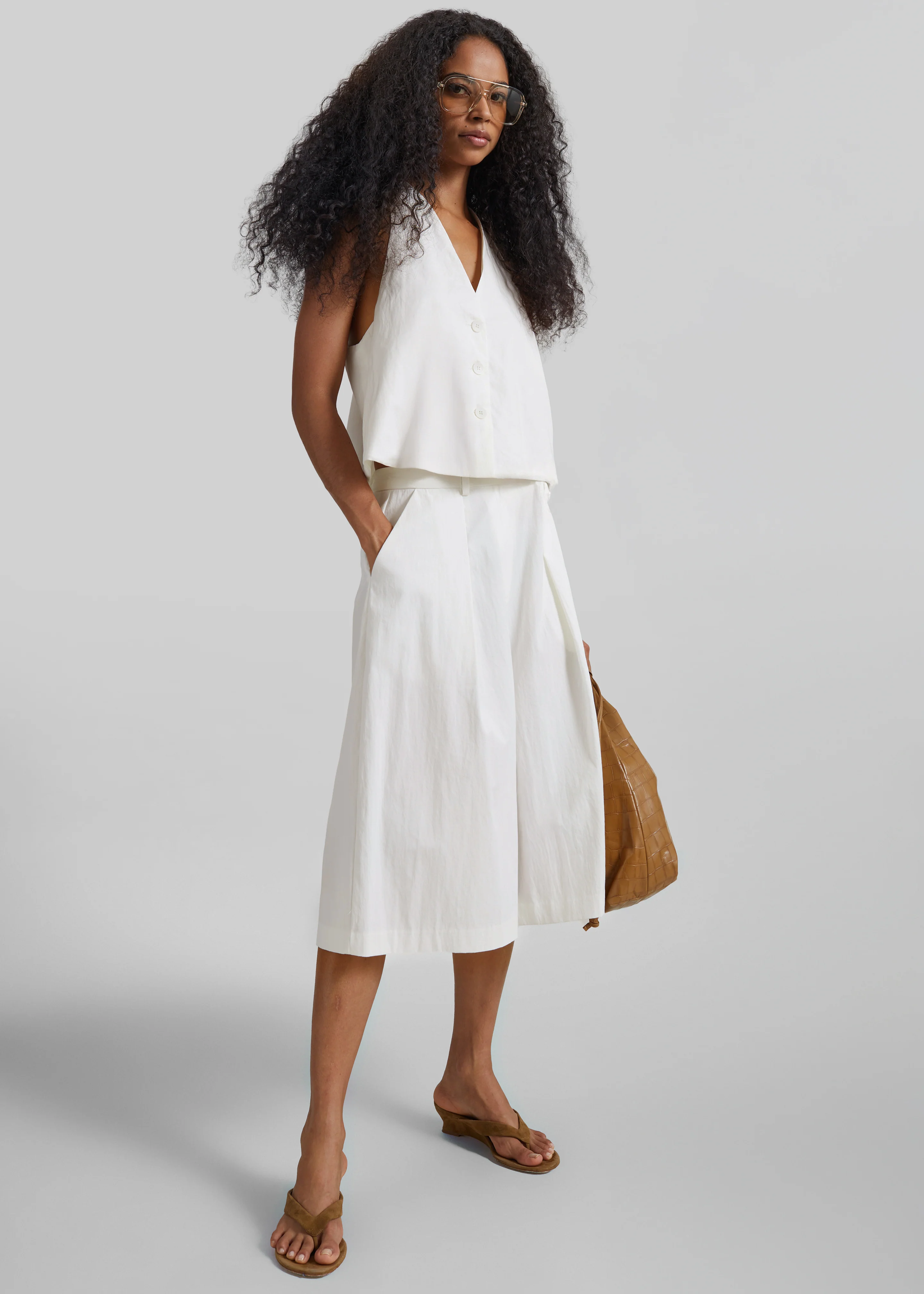 Aurea Wide Bermuda Shorts - Ivory - Image 2