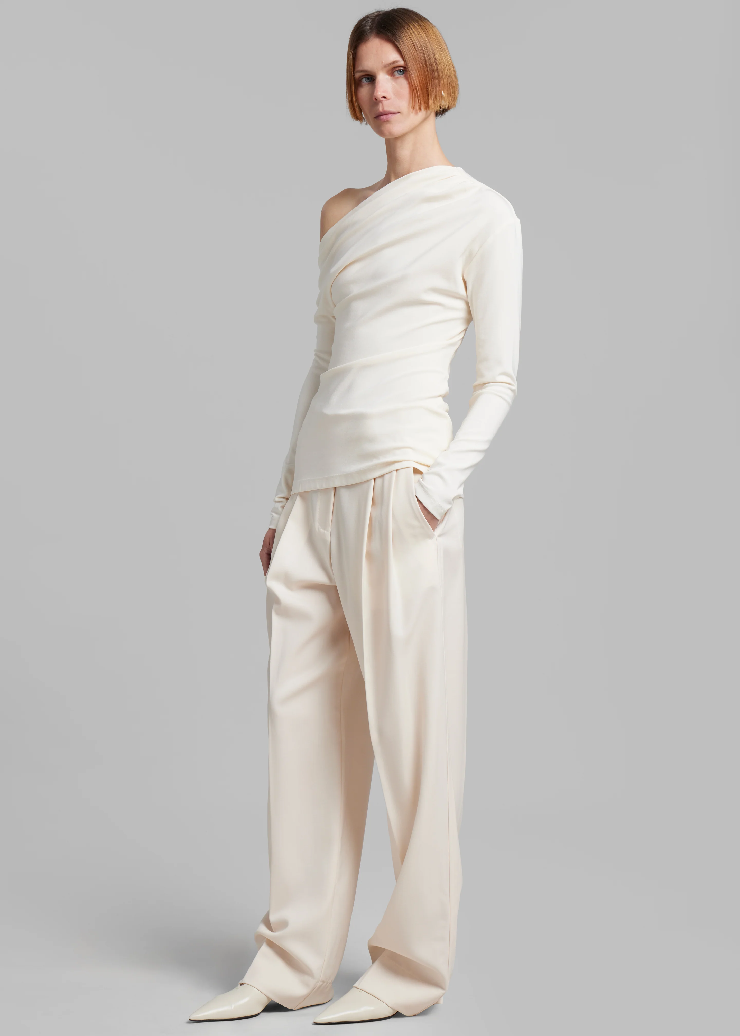 Esse Studios Portia Tailored Trousers - Crema - Image 2