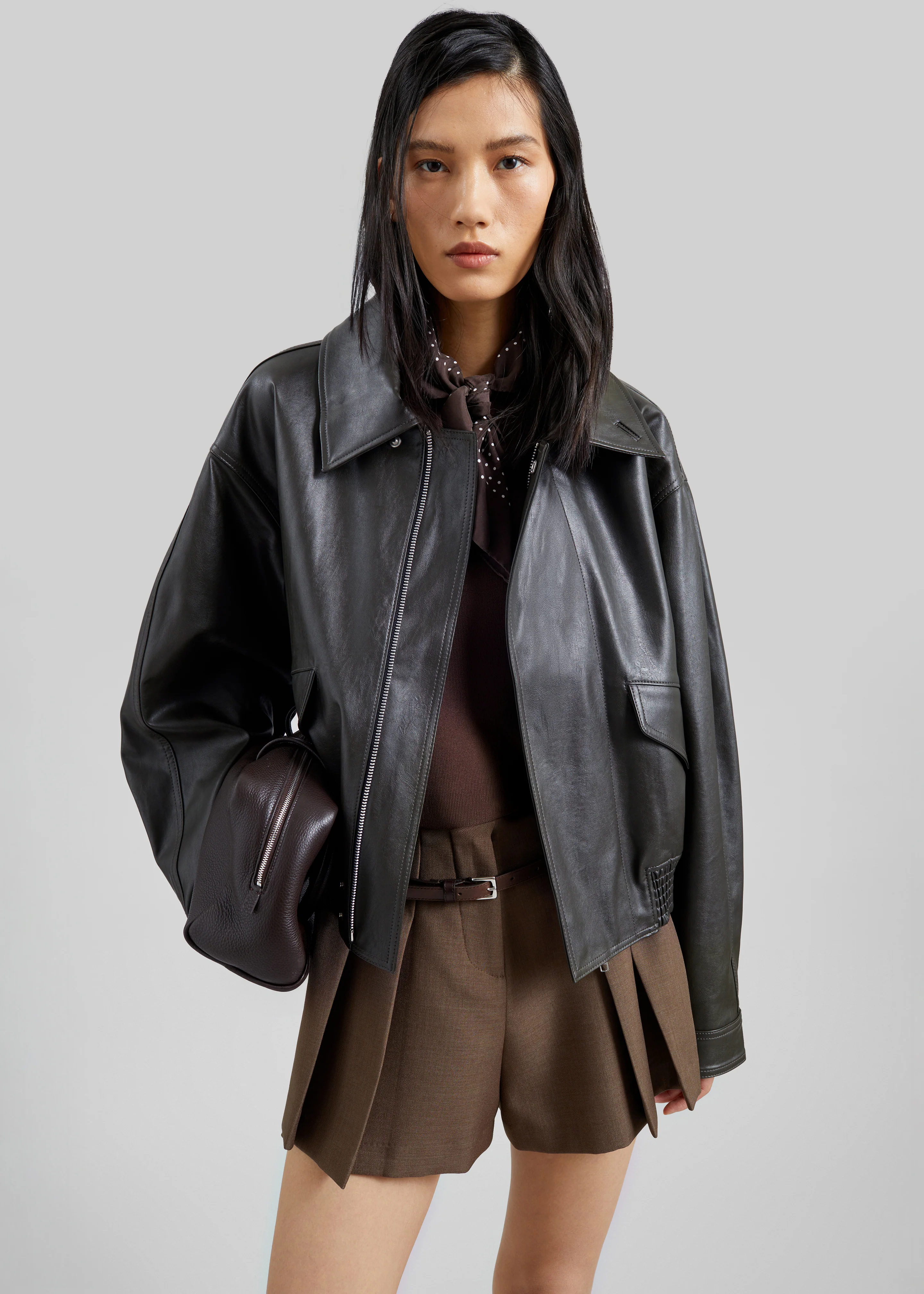 Lojsta Pleated Mini Shorts - Brown - Image 7