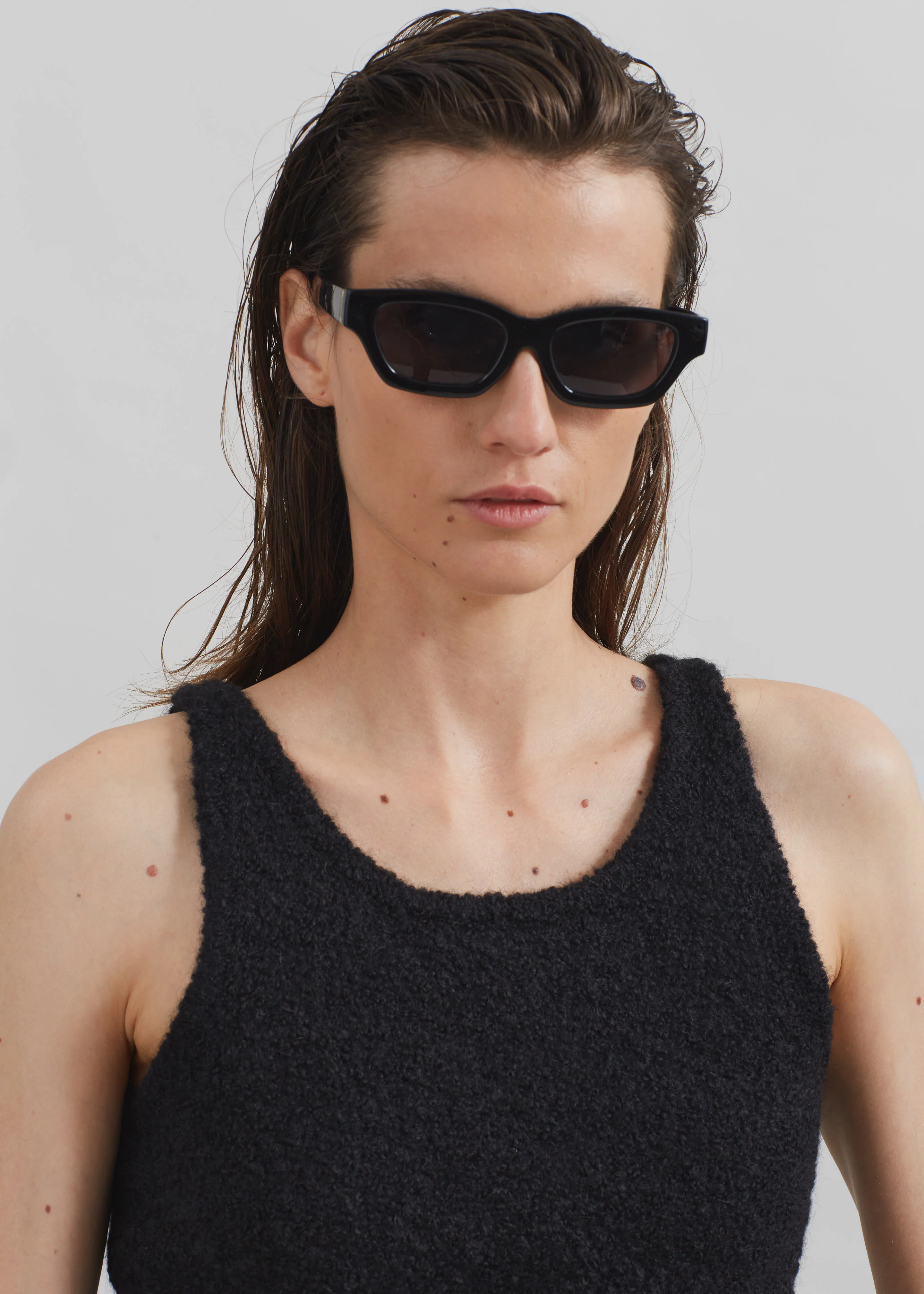 Low Classic Fluffy Sleeveless Knit Top - Black - Image 2