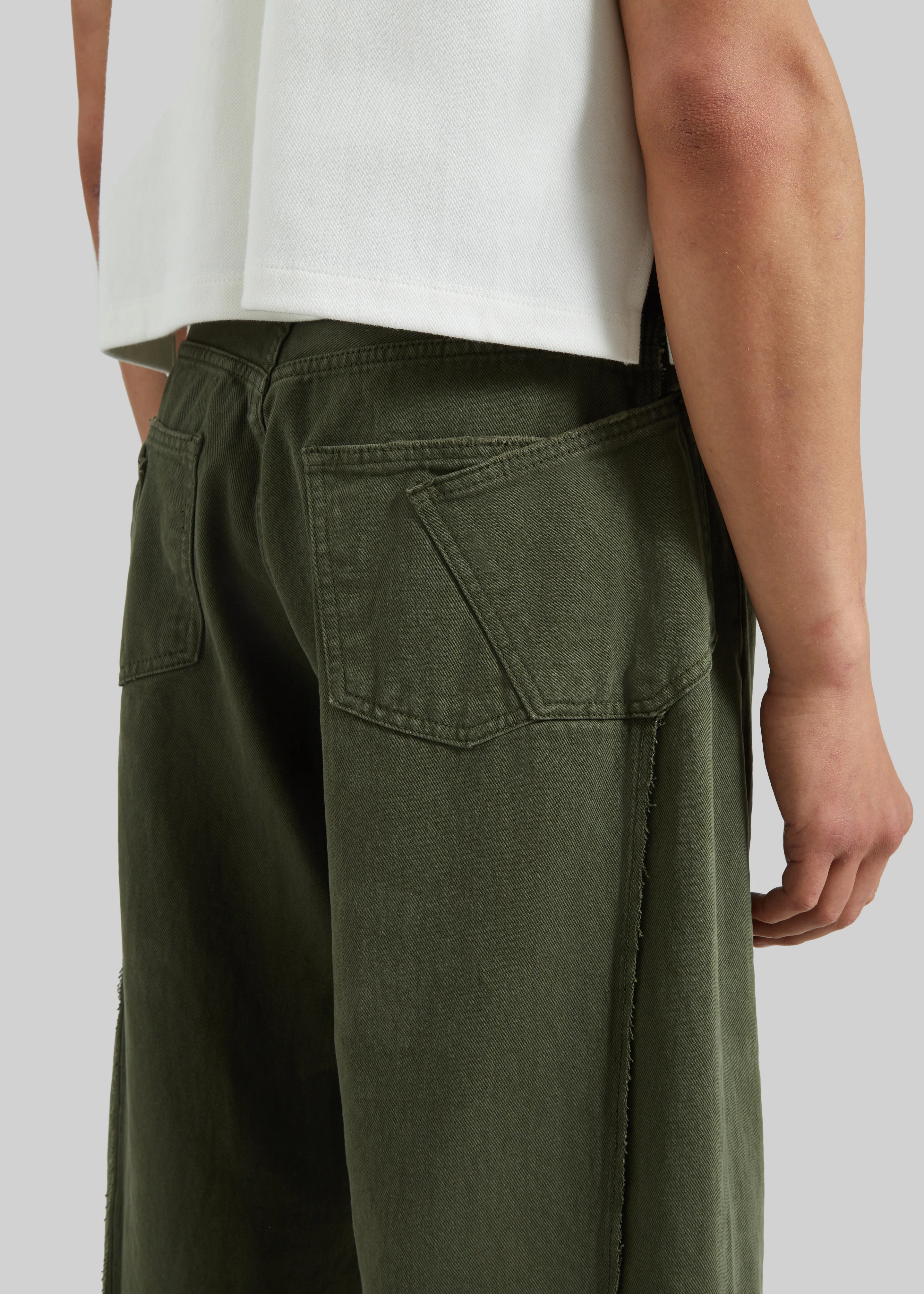 Mareil Barrel Leg Jeans - Olive - Image 5