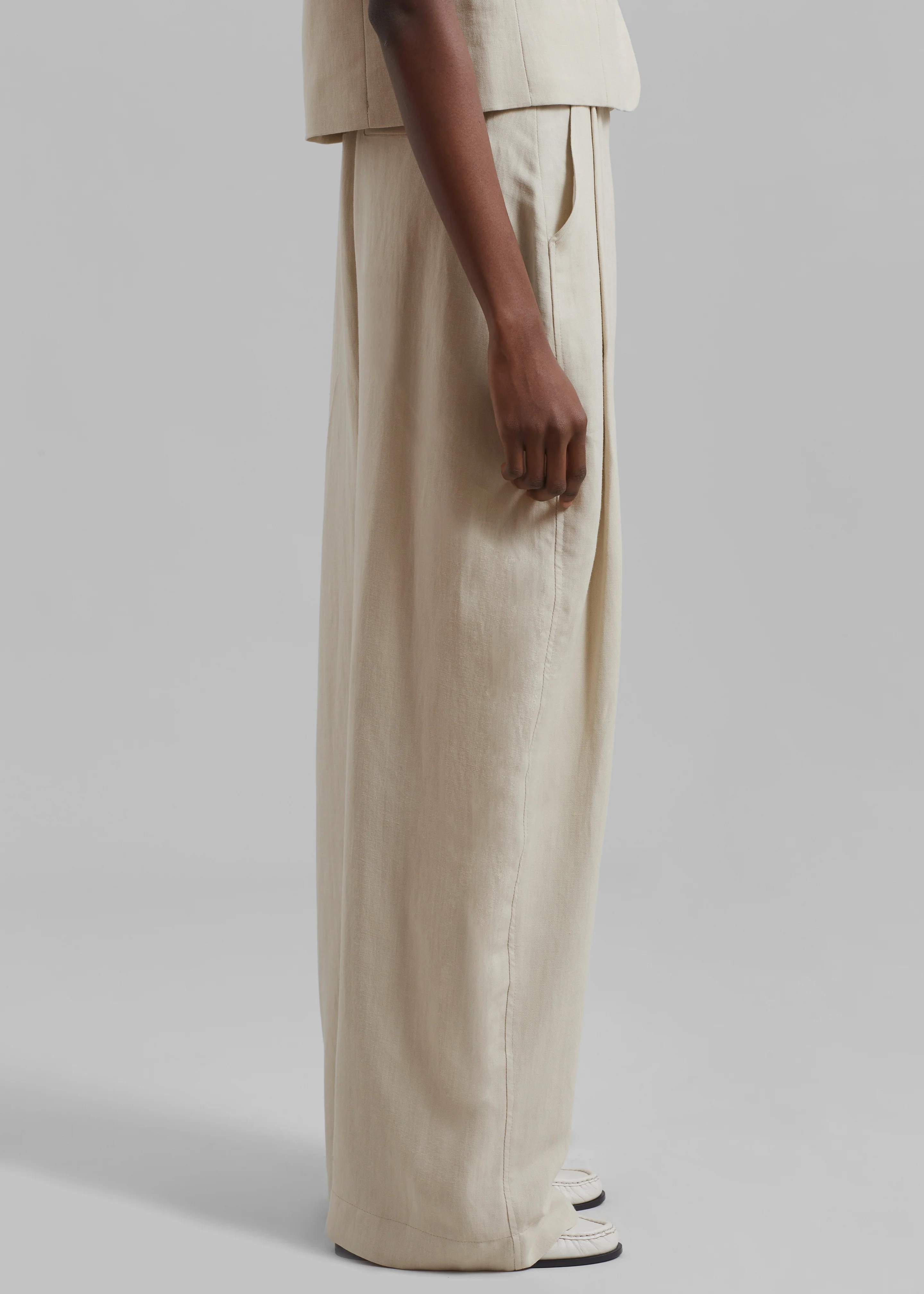 Piper Pleated Trousers - Beige - Image 7