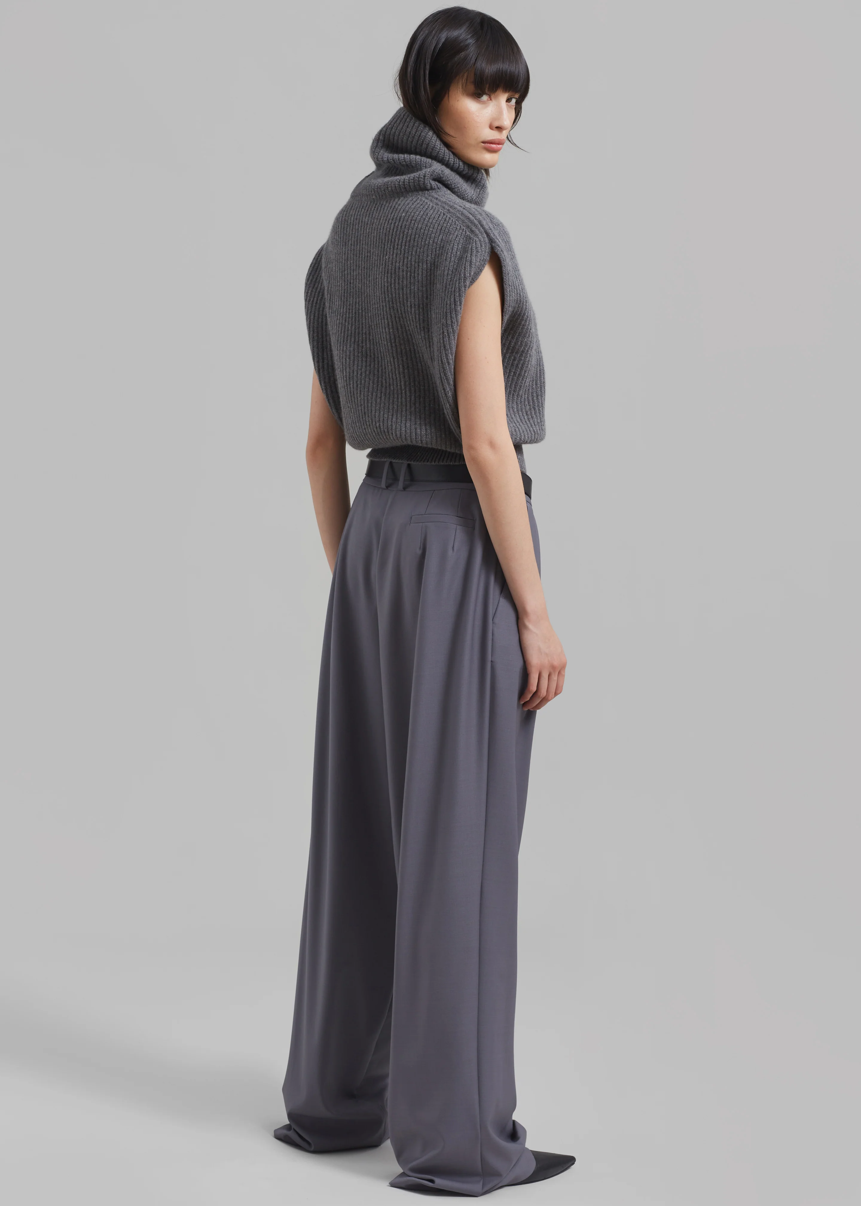 Ripley Pleated Trousers - Grey - Image 11