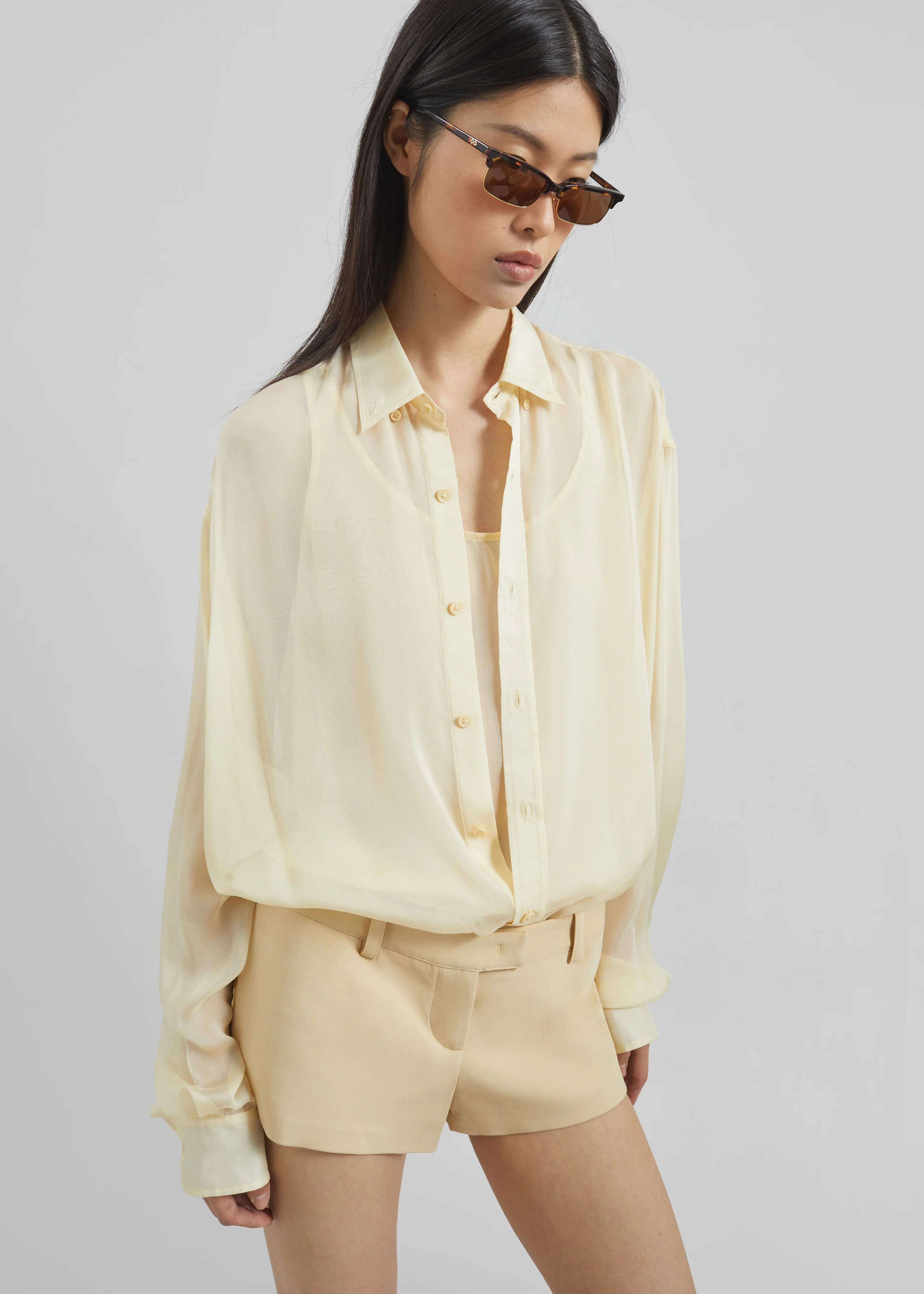 Roma Hot Pants - Beige - Image 7