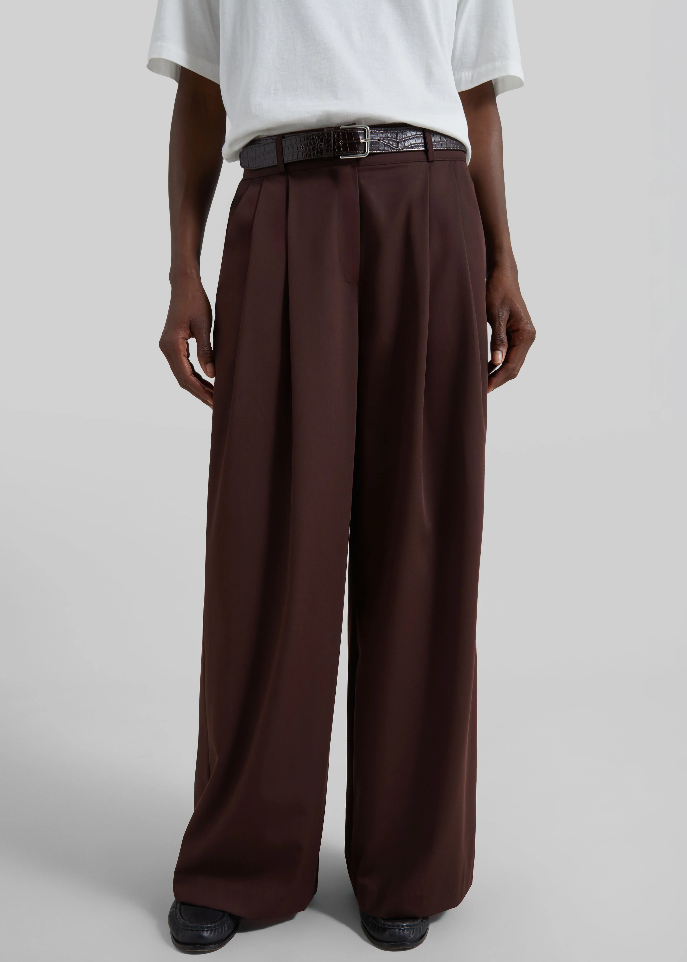 Taormina Pleated Trousers - Chocolate - Image 2