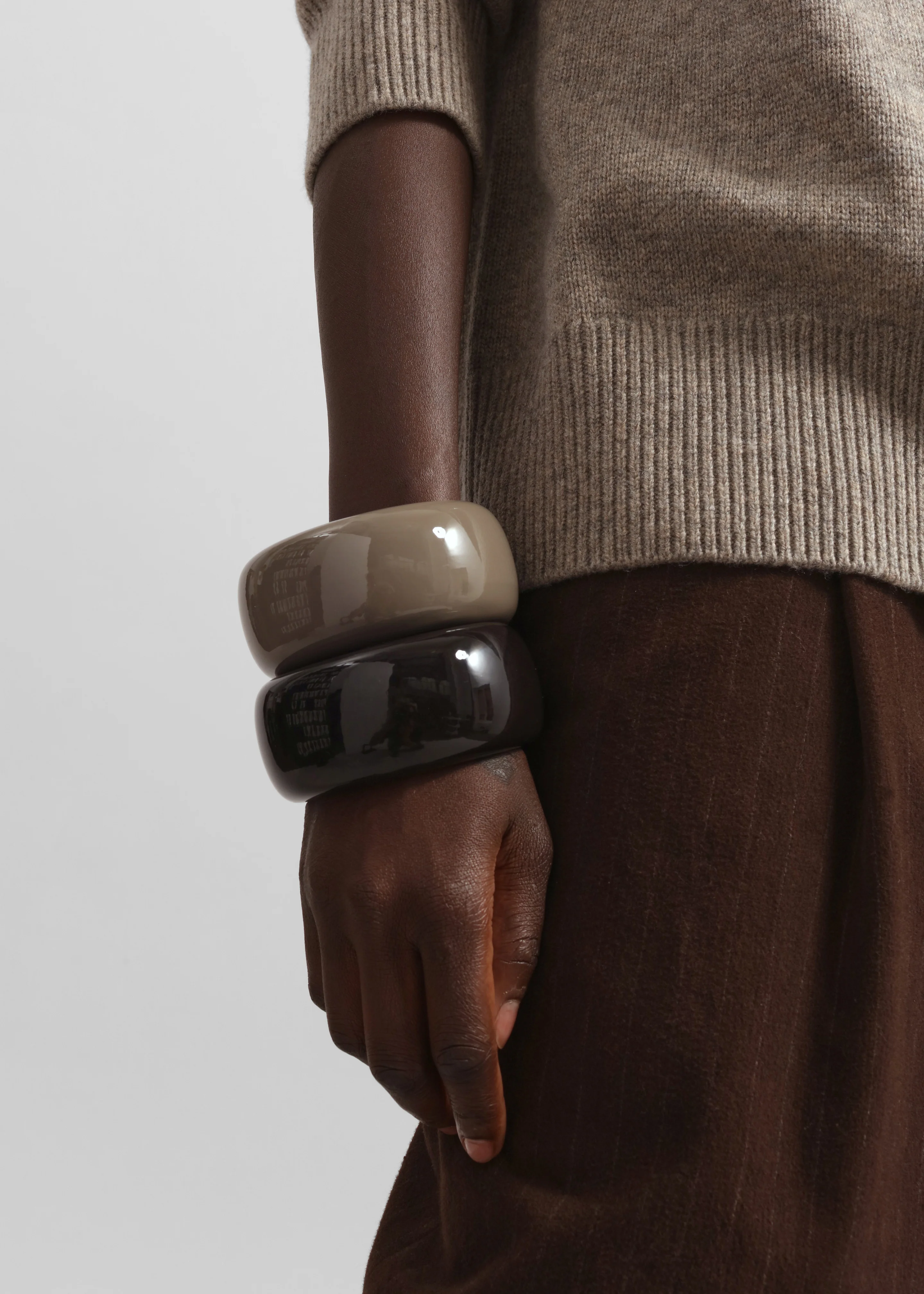 TFS Glossy Bangle - Dark Brown