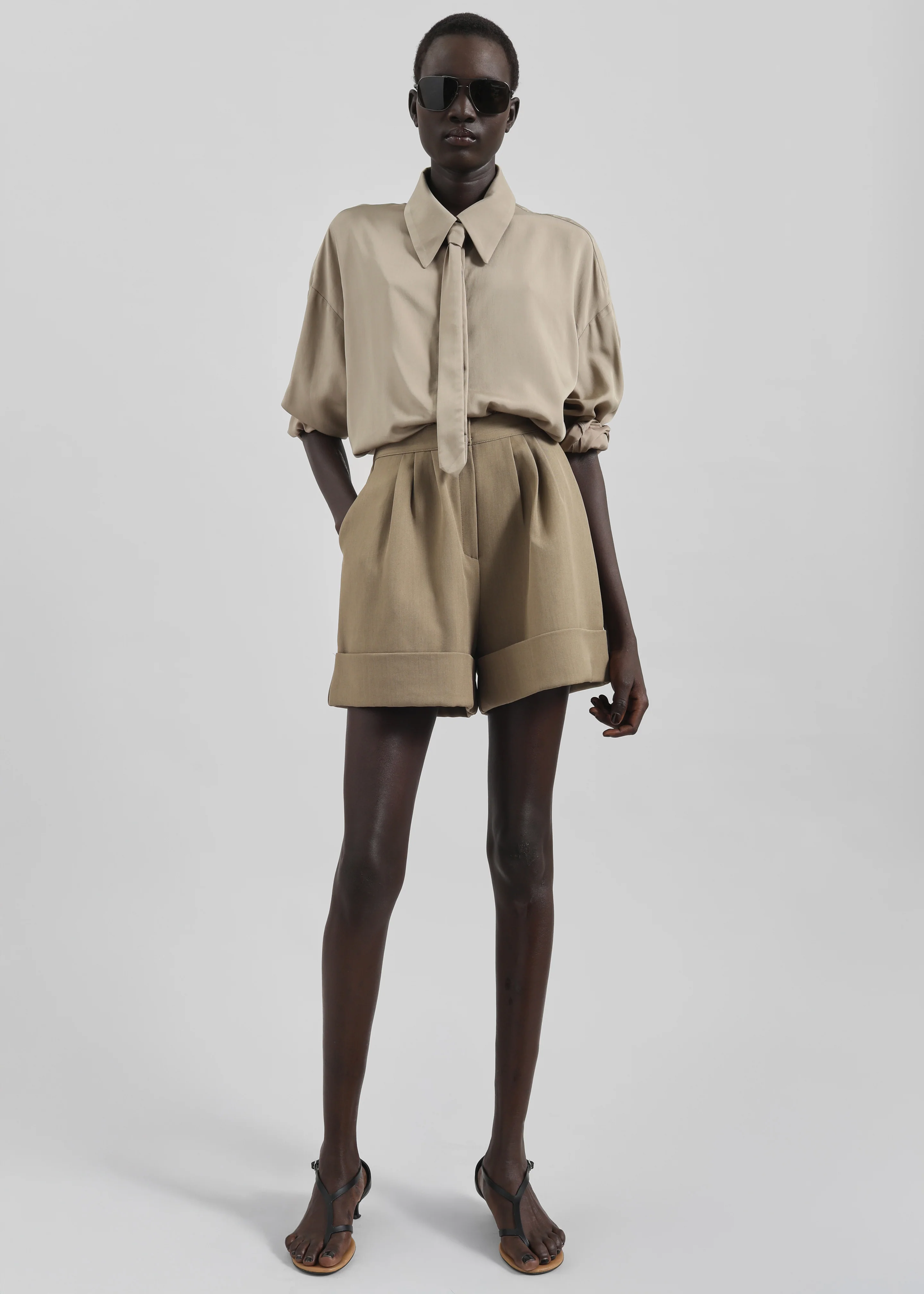 Tolmer Cuffed Shorts - Taupe Melange - Image 7