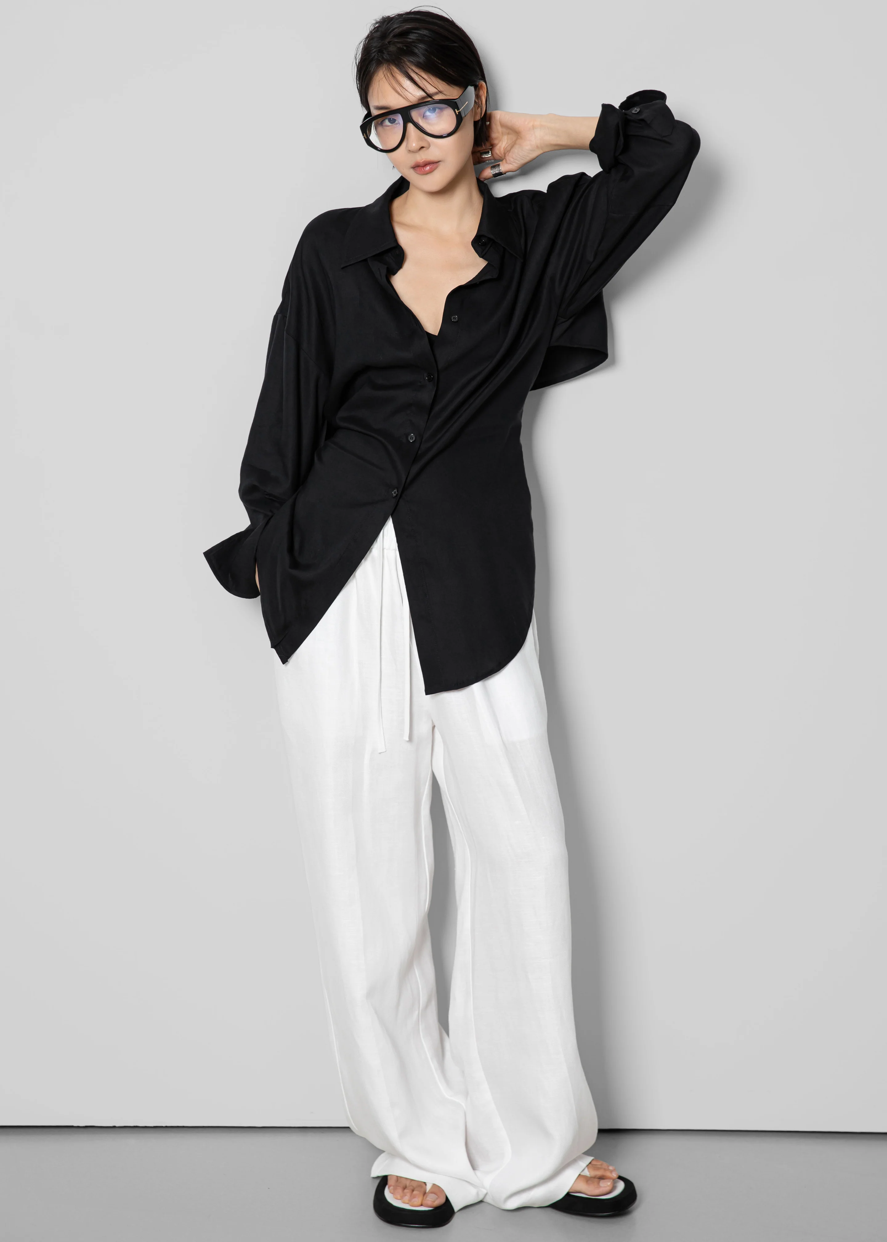 Velia Cut-Out Back Shirt - Black - Image 2