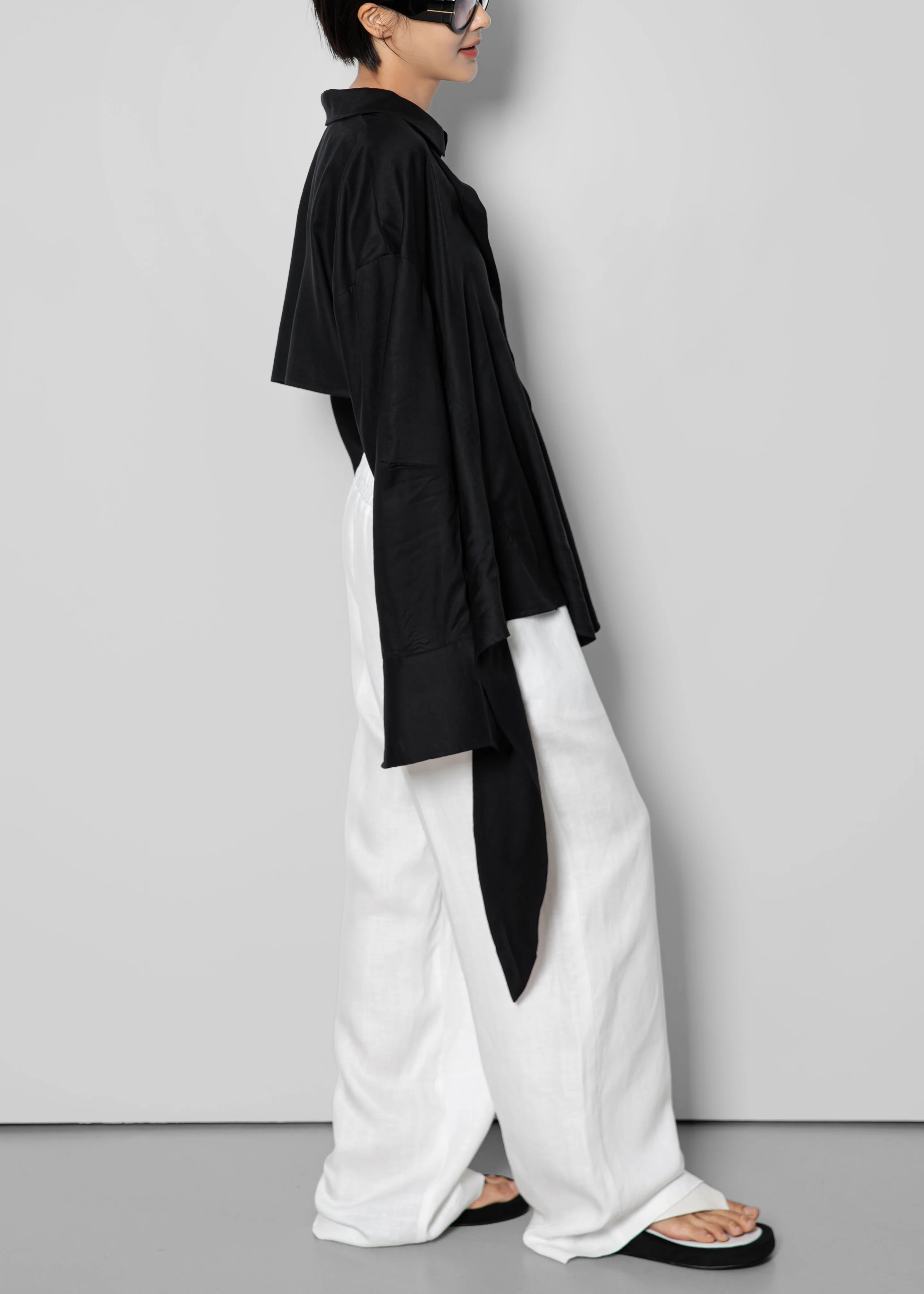 Velia Cut-Out Back Shirt - Black - Image 4