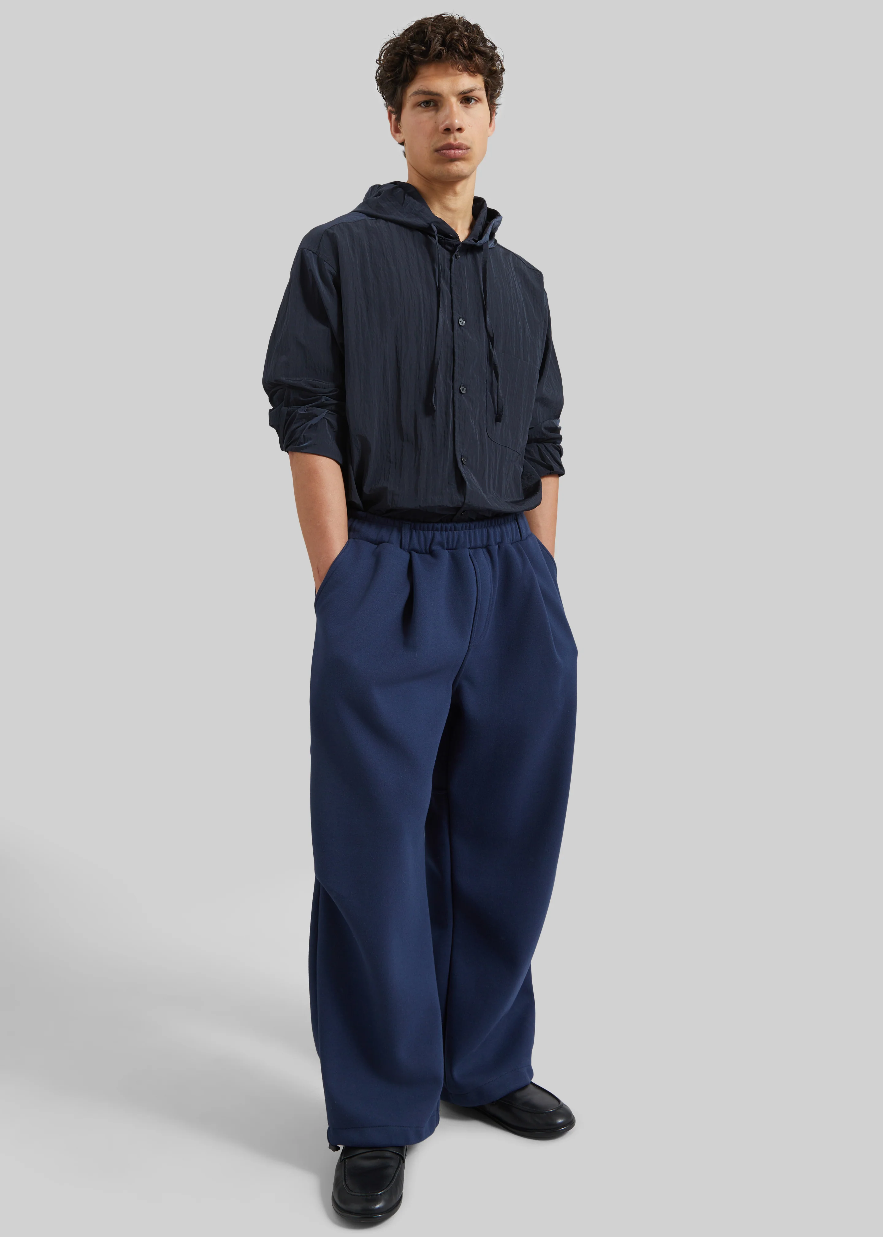 Vetigny Drawstring Pleated Sweatpants - Navy - Image 2